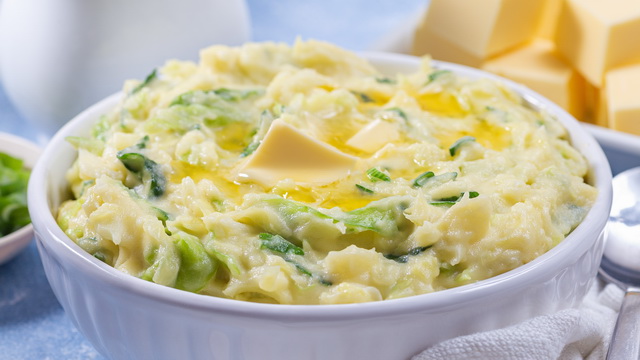 Картофельное пюре с тремя видами сыра